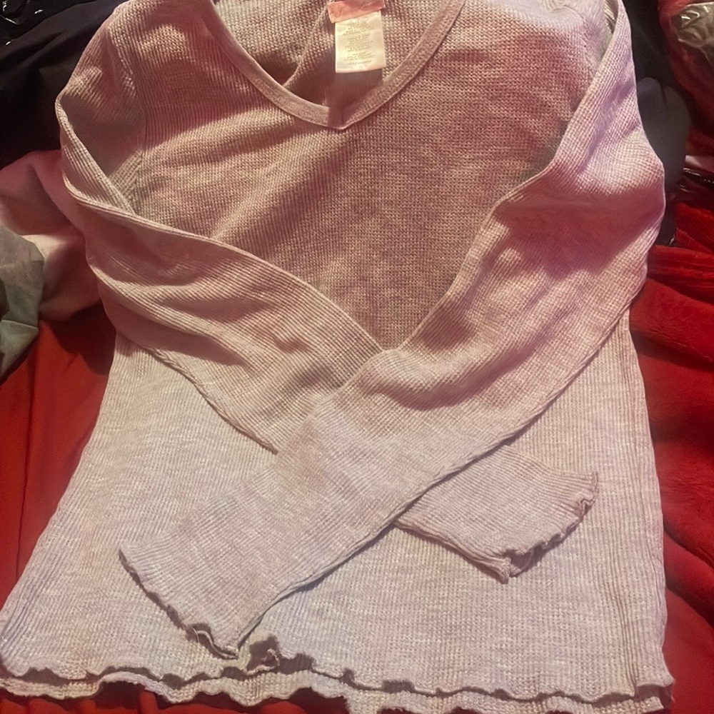 grey long sleeve